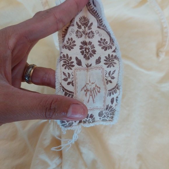 Prana Breathe Yellow Hiking Cargo Capri Pant Size Large - Picture 7 of 13